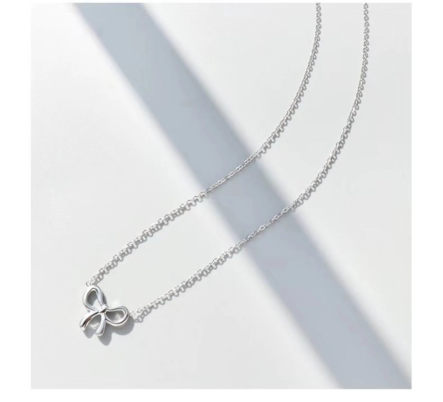 The Dainty Bow Necklace