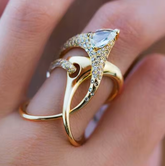 Moonlit Vine Ring